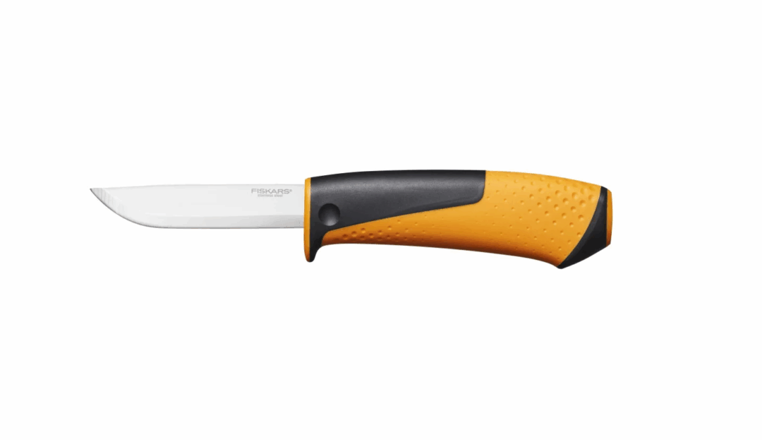 Fiskars Hardware általános kés, tokba épített élezővel (1023618)